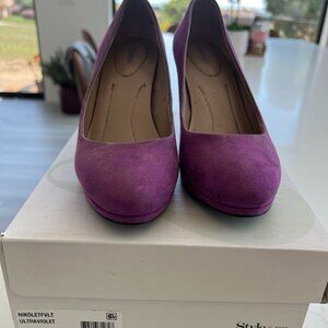 women pump